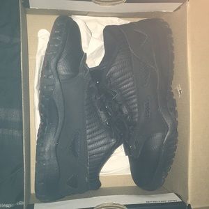 Jordan 11 Retro Low BP